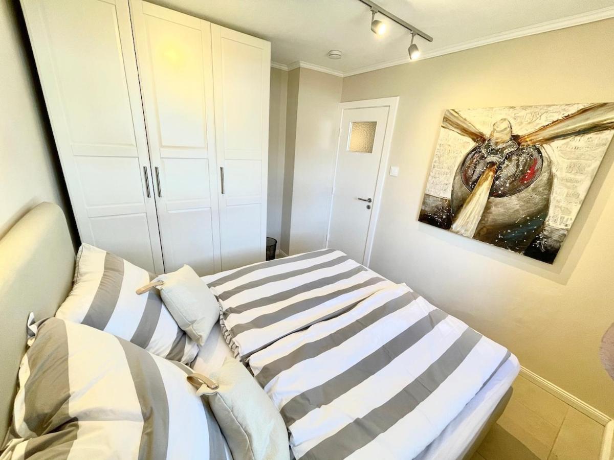 Appartement Ausgestattetes Reihenhaus In Zentraler, Ruhiger & Gruener Lage